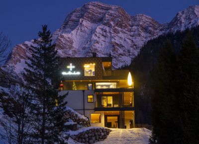 Apartments Aois 4 Elements Suites